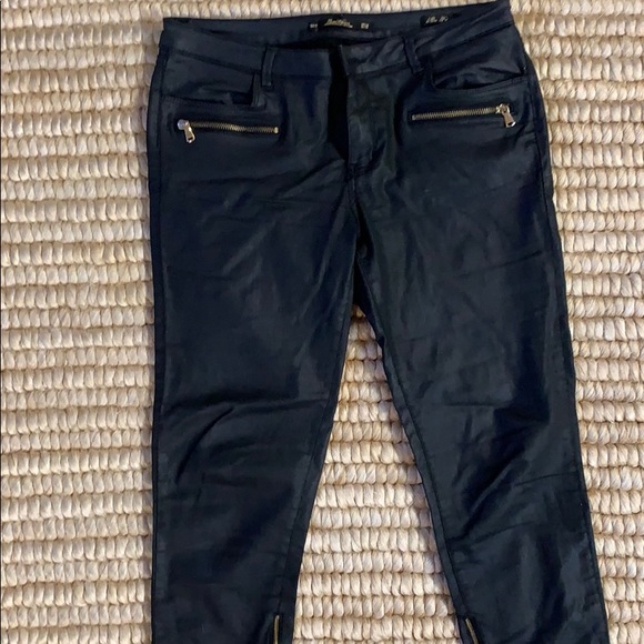 Zara Woman slim fit coated zipper black denim pant - Picture 2 of 8